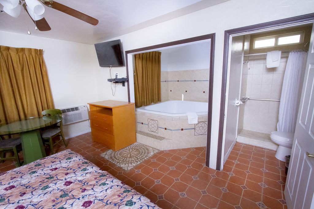 Mission Bell Motel Ventura Extérieur photo