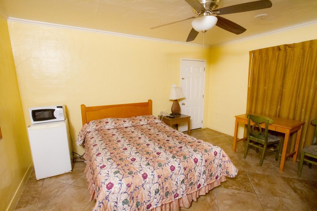 Mission Bell Motel Ventura Extérieur photo